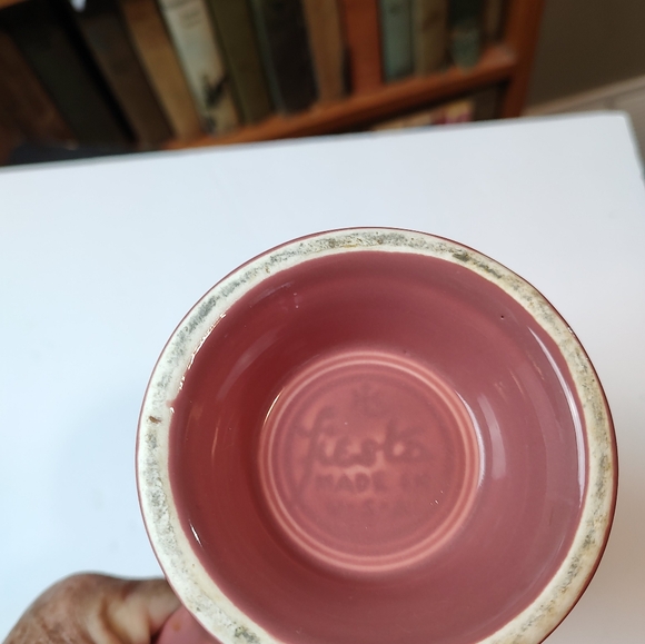 Vintage FiestaWare Rose Pink Coffee Server Pot Pitcher No Lid Small Chip - Picture 8 of 9